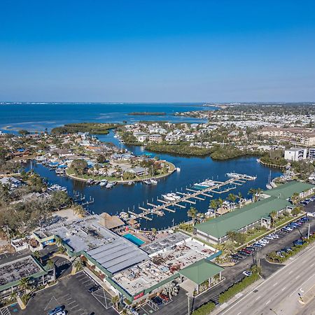 Bay Breeze Aparthotel South Bradenton Exterior photo